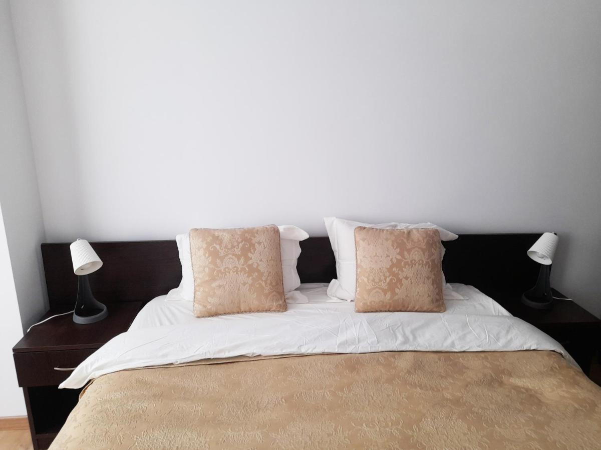 White Flat Apartment Bucharest Luaran gambar
